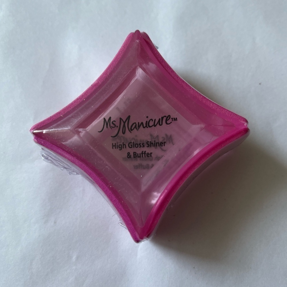 Ms. Manicure high gloss shiner and buffer